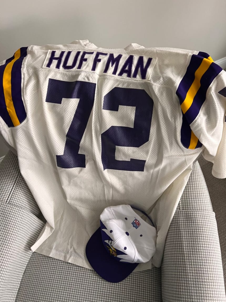 08F9A537-DB9D-48D0-A144-A874E724C713